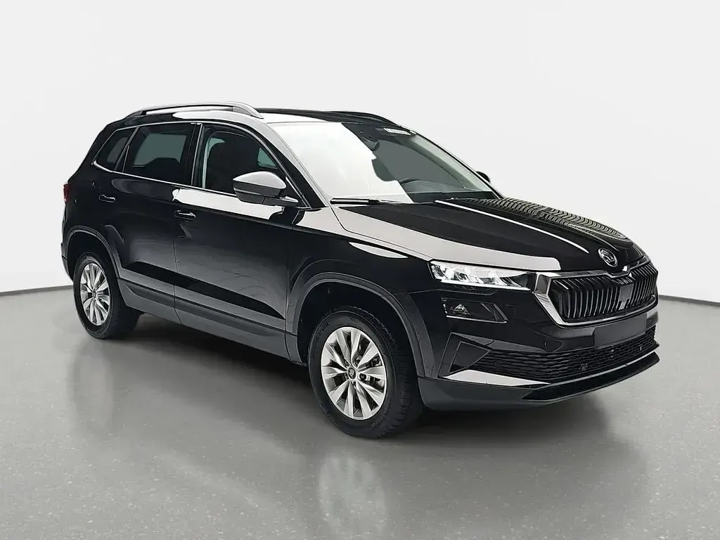 Neu Skoda Karoq Selection 150 PS (110 kW) 2026 Schwarz SUV