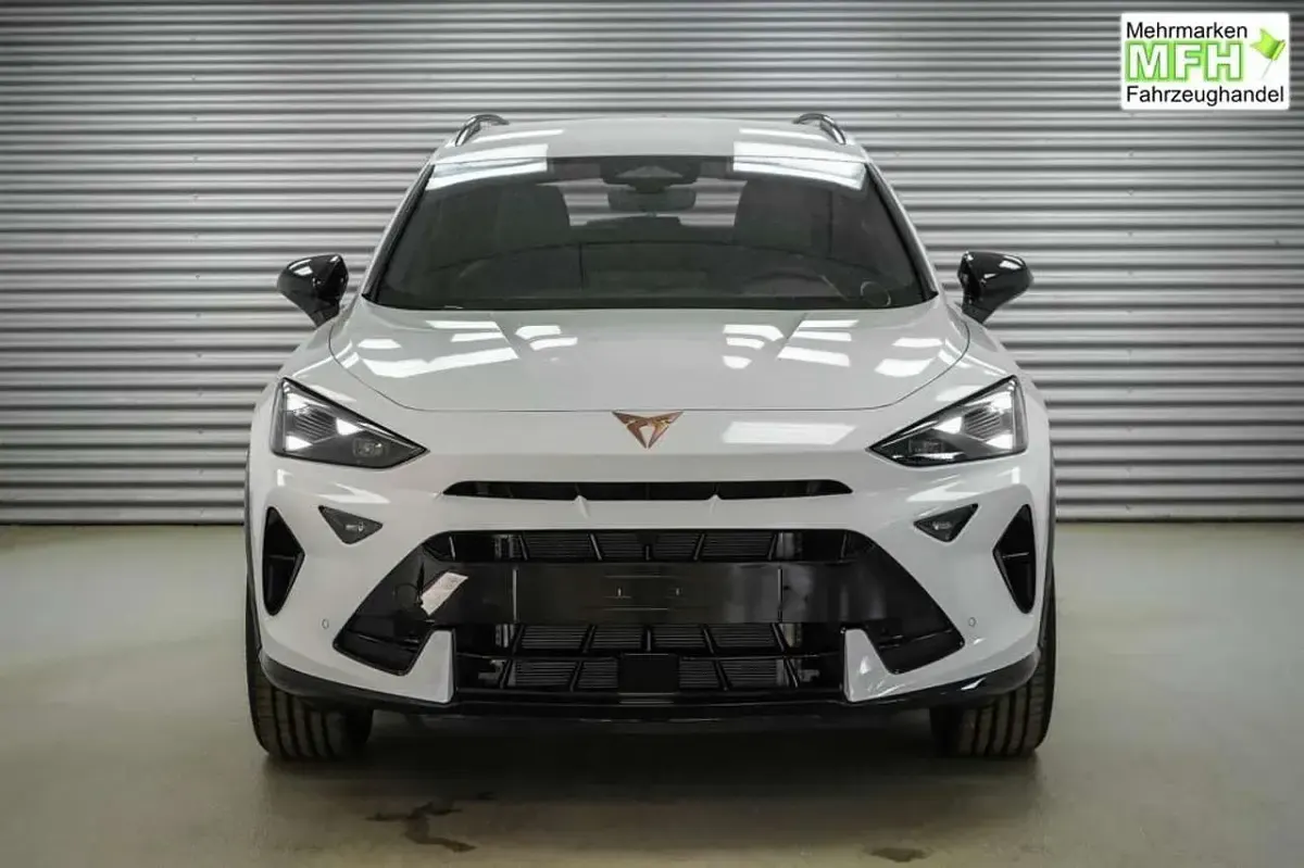Neu Cupra Formentor 150 PS (110 kW) 2026 Glacial white metallic ... SUV
