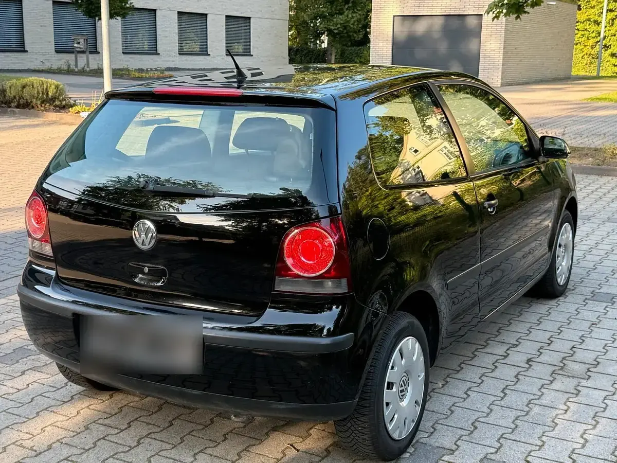 Gebraucht VW Polo Trendline 69 PS (50 kW) 2009 Schwarz Kleinwagen