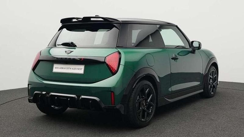 Gebraucht Mini John Cooper Works 204 PS (150 kW) 2024 British racing green iv metall Kleinwagen