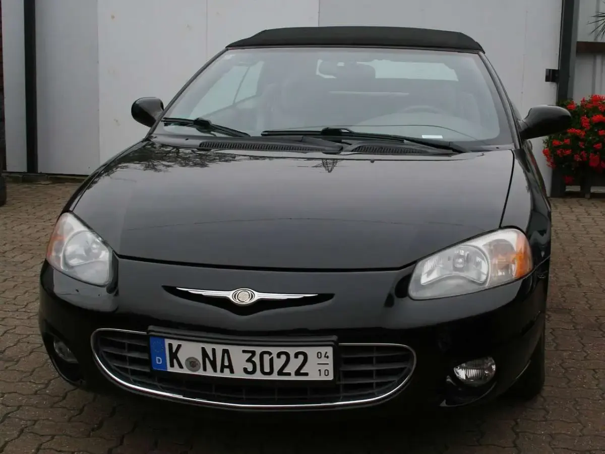 Gebraucht Chrysler Sebring Cabriolet 203 PS (149 kW) 2001 Black clear coat Cabrio