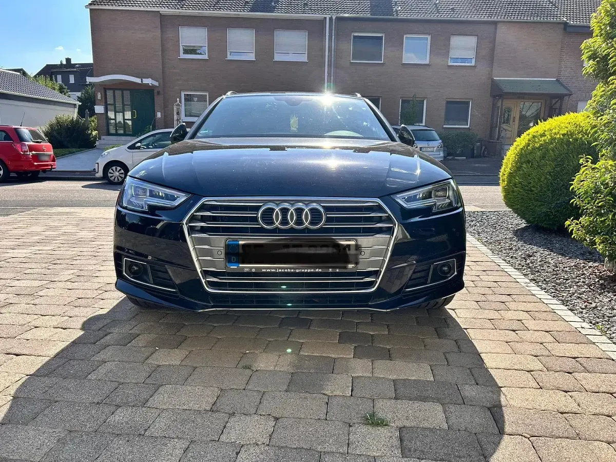 Gebraucht Audi A4 Sport 190 PS (139 kW) 2017 Schwarz Kombi