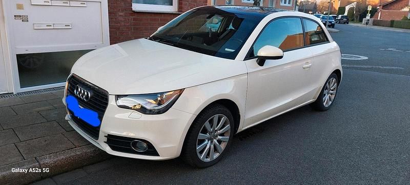 Weiß Gebraucht 2012 Audi A1 Comfort Kleinwagen | 8.450 € (Superpreis) - Bild 1/4