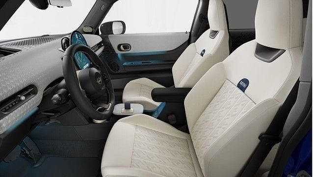 Gebraucht Mini John Cooper Works 156 PS (114 kW) 2025 Blau Kleinwagen