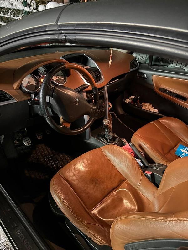 Gebraucht Peugeot 207 CC 150 PS (110 kW) 2007 Grau Cabrio