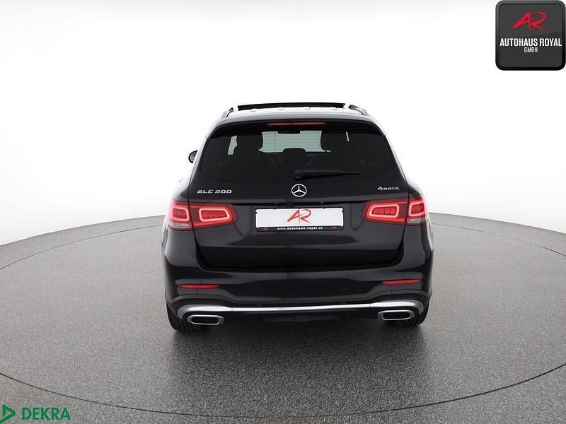 Gebraucht Mercedes GLC200 AMG 197 PS (144 kW) 2020 Obsidianschwarz SUV