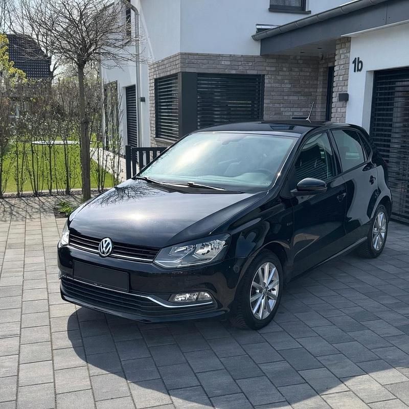 Gebraucht VW Polo 90 PS (66 kW) 2015 Schwarz Kleinwagen