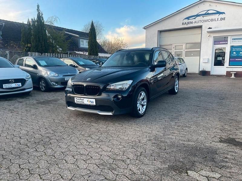 Schwarz Gebraucht 2012 BMW X1 Sport Line SUV | 6.490 € (Fairer Preis) - Bild 1/4