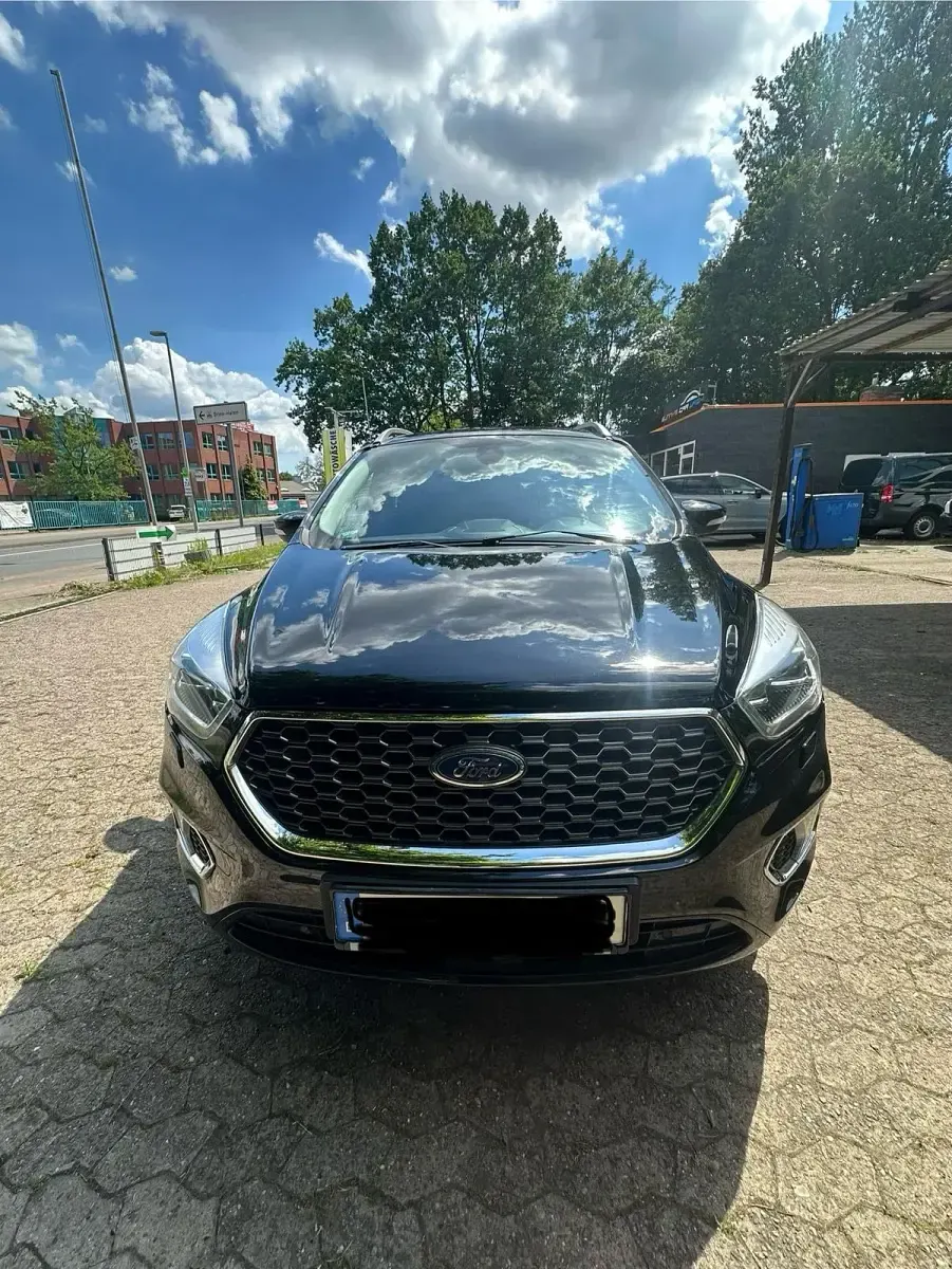 Gebraucht Ford Kuga Vignale 150 PS (110 kW) 2019 Schwarz SUV