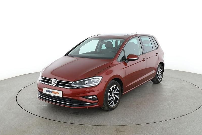 Rot Gebraucht 2019 VW Golf Sportsvan Comfortline Van / Kleinbus | 16.920 € (Guter Preis) - Bild 1/3