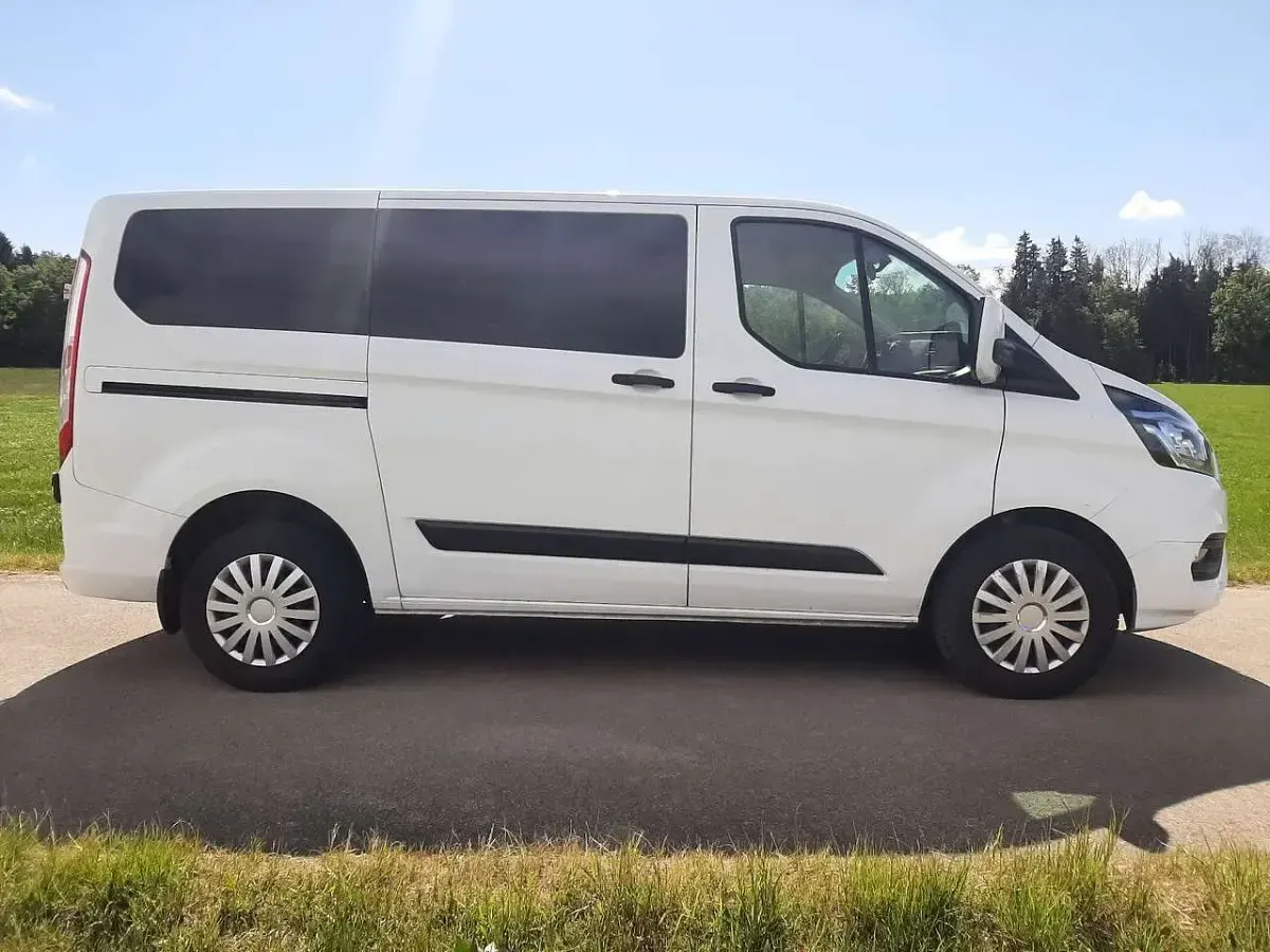 Gebraucht Ford Transit Custom 107 PS (78 kW) 2020 Frozen white Kombi