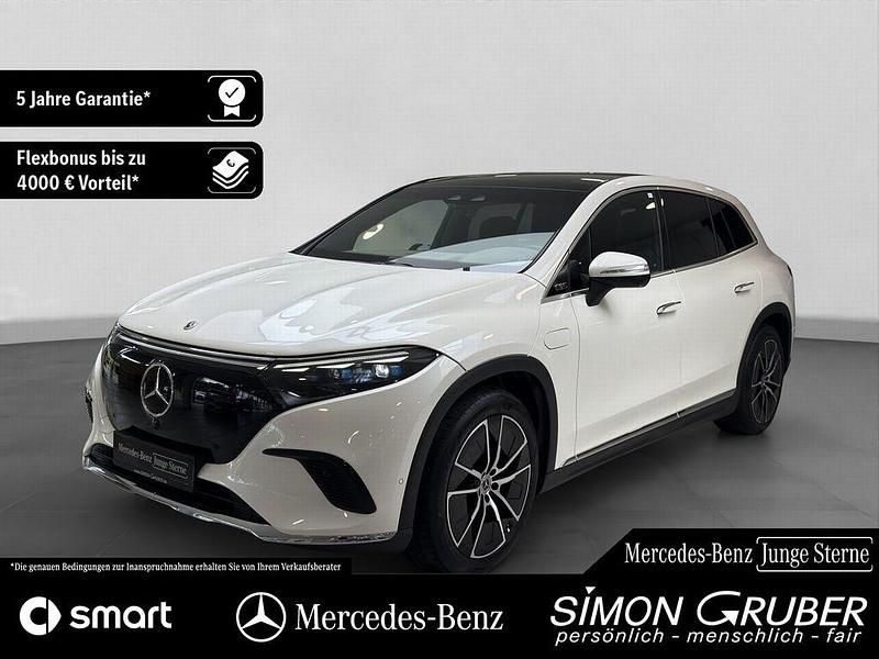 Manufaktur diamantweiß bright (metallic) Gebraucht 2022 Mercedes EQS450+ Premium SUV | 87.900 € (Teuer) - Bild 1/4