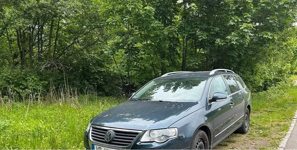 Second-hand VW Passat 140 CP (102 kW) 2006 Albastru Break