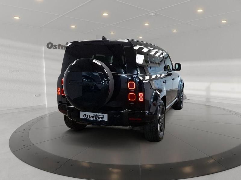 Gebraucht Land Rover Defender SE Dynamic 300 PS (220 kW) 2024 Santorini black SUV