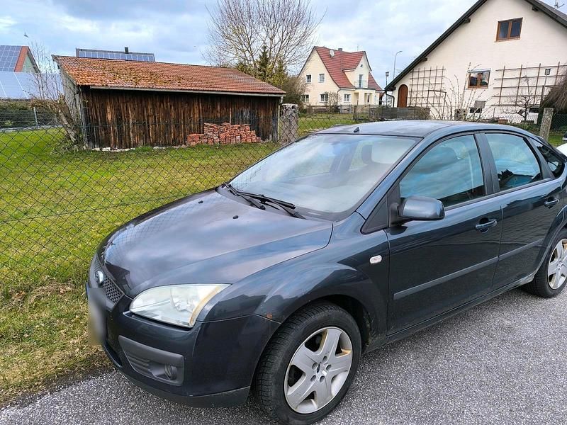 Gebraucht Ford Focus 100 PS (73 kW) 2007 Limousine