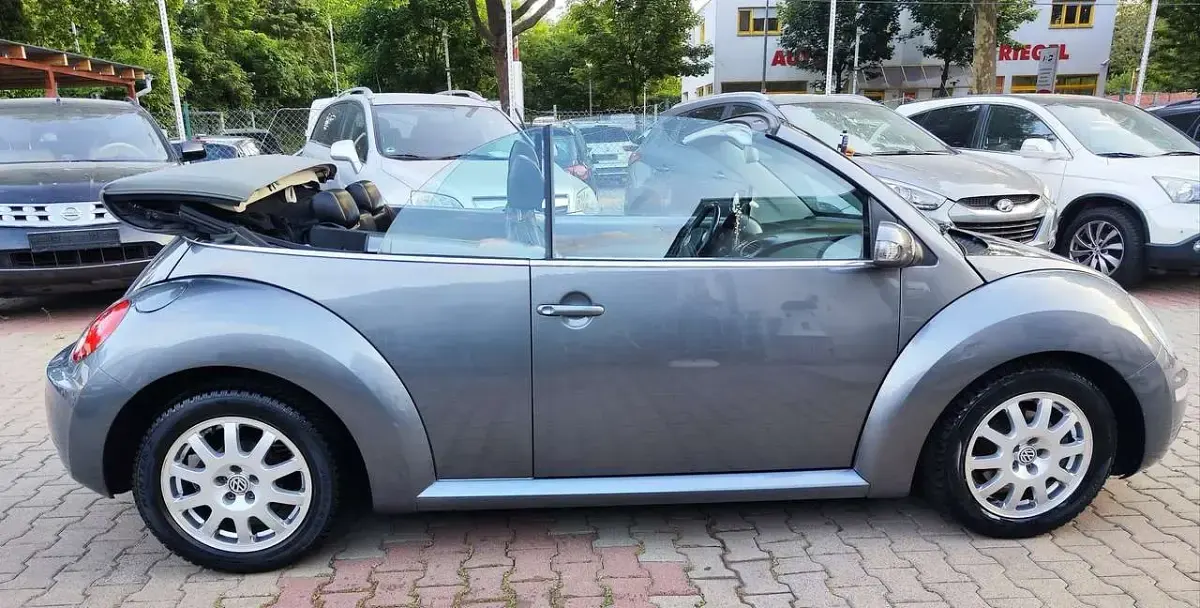 Gebraucht VW New Beetle 116 PS (85 kW) 2006 Platinum grey Kleinwagen