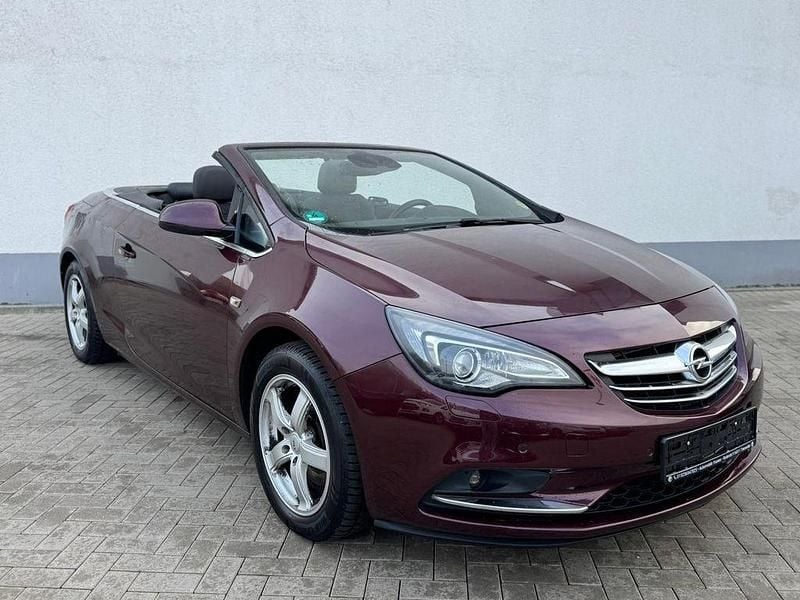 Gebraucht Opel Cascada Innovation 170 PS (125 kW) 2014 Rot Cabrio