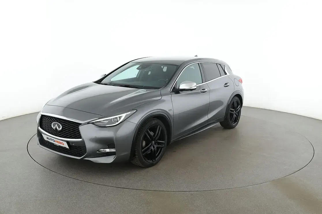 Gebraucht Infiniti Q30 Sport Tech 211 PS (155 kW) 2016 Limousine