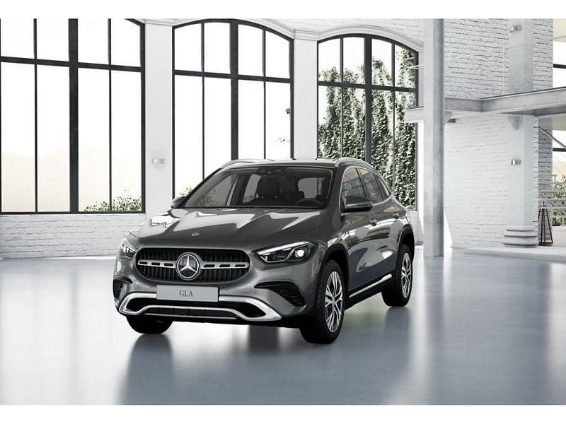 Graulack mountaingrau (metallic) Gebraucht 2023 Mercedes GLA220 SUV | 39.822 € (Guter Preis) - Bild 1/4