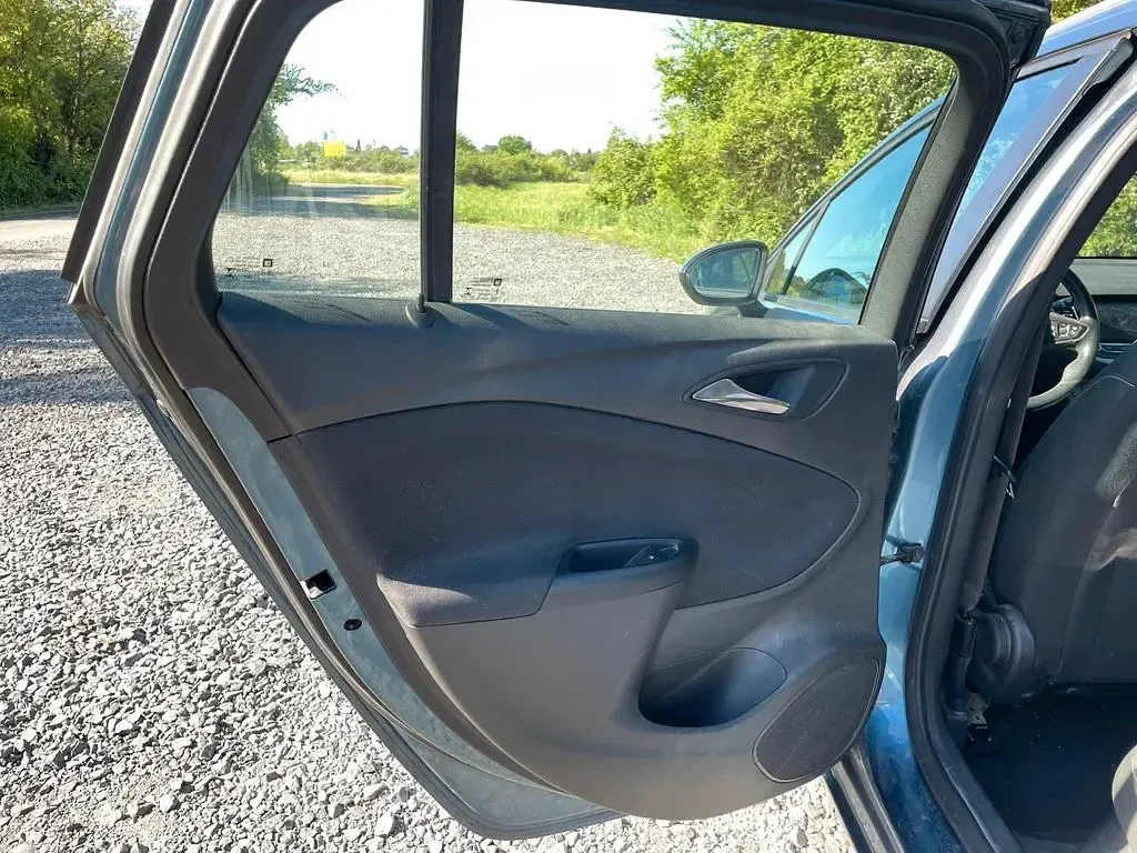 Usata Opel Astra 110 CV (80 kW) 2017 Blu Station wagon