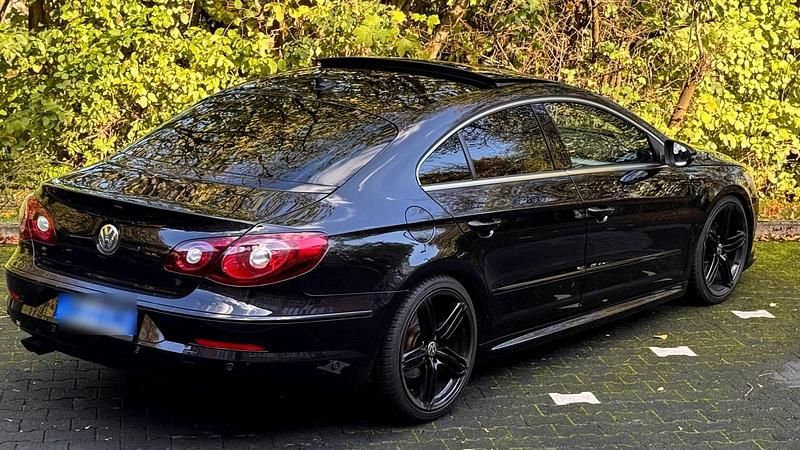Schwarz Gebraucht 2011 VW CC R-line Limousine | 10.990 € (Teuer) - Bild 1/4