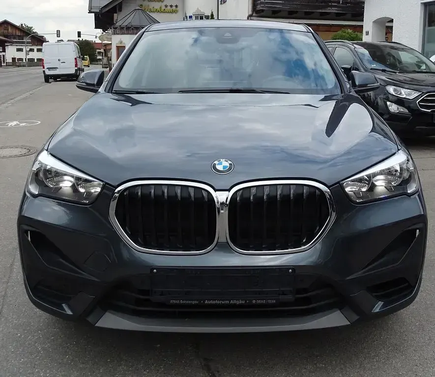 Gebraucht BMW X1 Advantage 192 PS (141 kW) 2019 Mineralgrau SUV