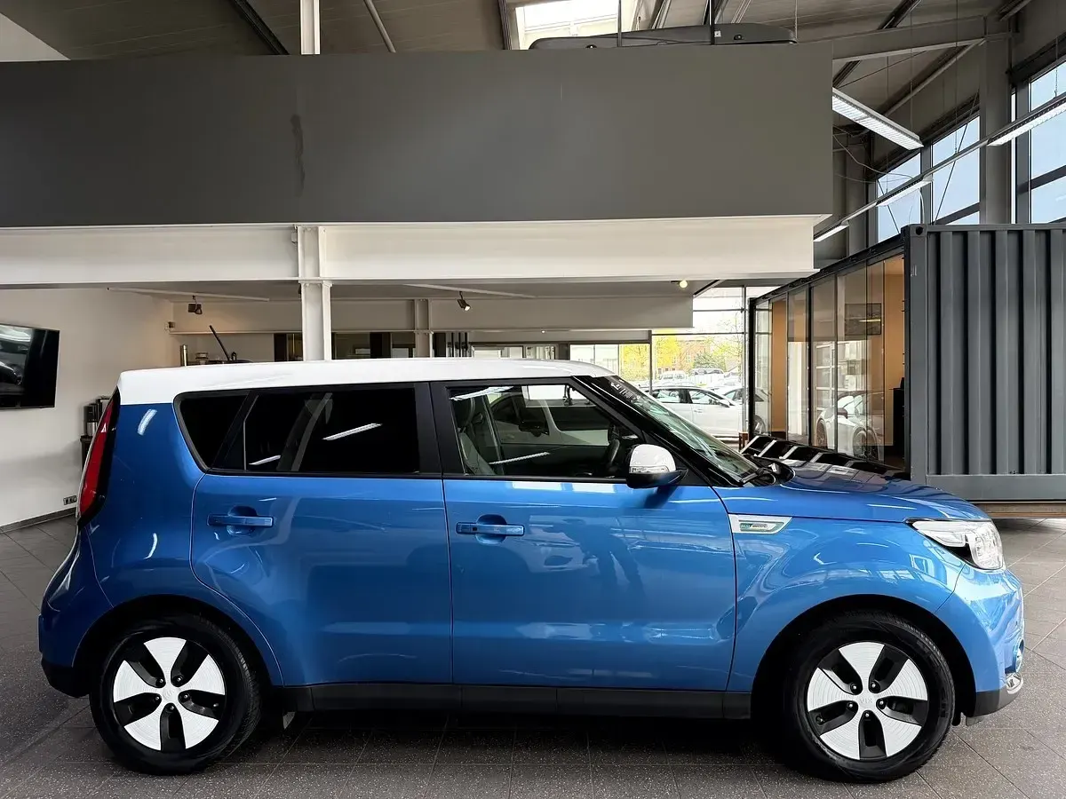 Gebraucht Kia Soul EV Play 80 kW (110 PS) 2016 Metallic SUV