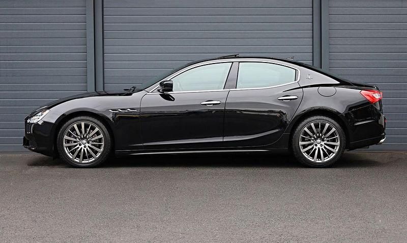 Gebraucht Maserati Ghibli 409 PS (300 kW) 2017 Schwarz Limousine