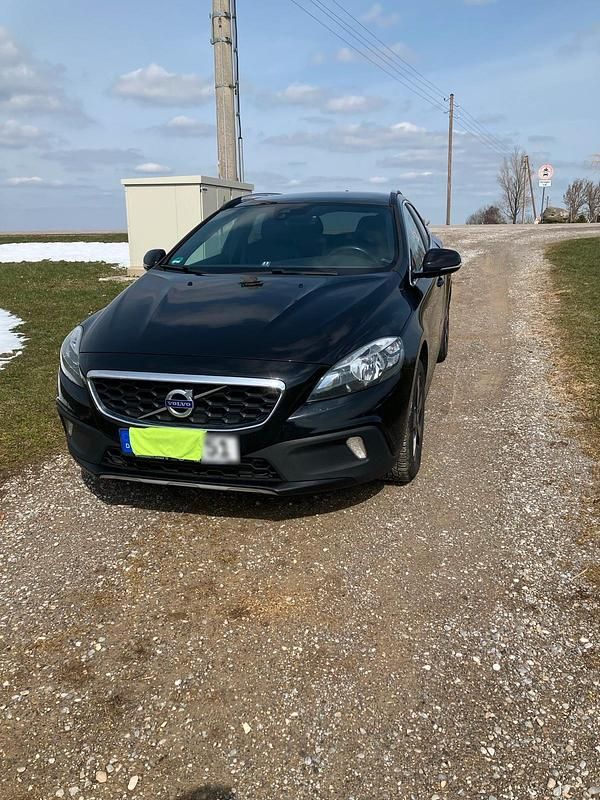 Gebraucht Volvo V40 CC 190 PS (139 kW) 2015 Schwarz Kombi