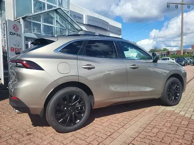 Neu DFSK Forthing 5 177 PS (130 kW) 2026 SUV
