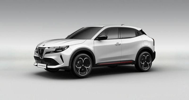 Gebraucht 2025 Alfa Romeo Junior Edizione Speciale SUV | 29.480 € (Teuer) - Bild 1/4