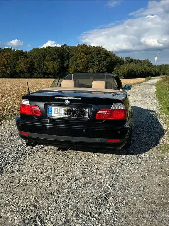 Gebraucht BMW 330 Cabriolet Sport Line 231 PS (169 kW) 2005 Schwarz Cabrio
