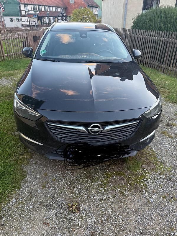 Schwarz Gebraucht 2018 Opel Insignia Kombi | 9.000 € (Guter Preis) - Bild 1/4