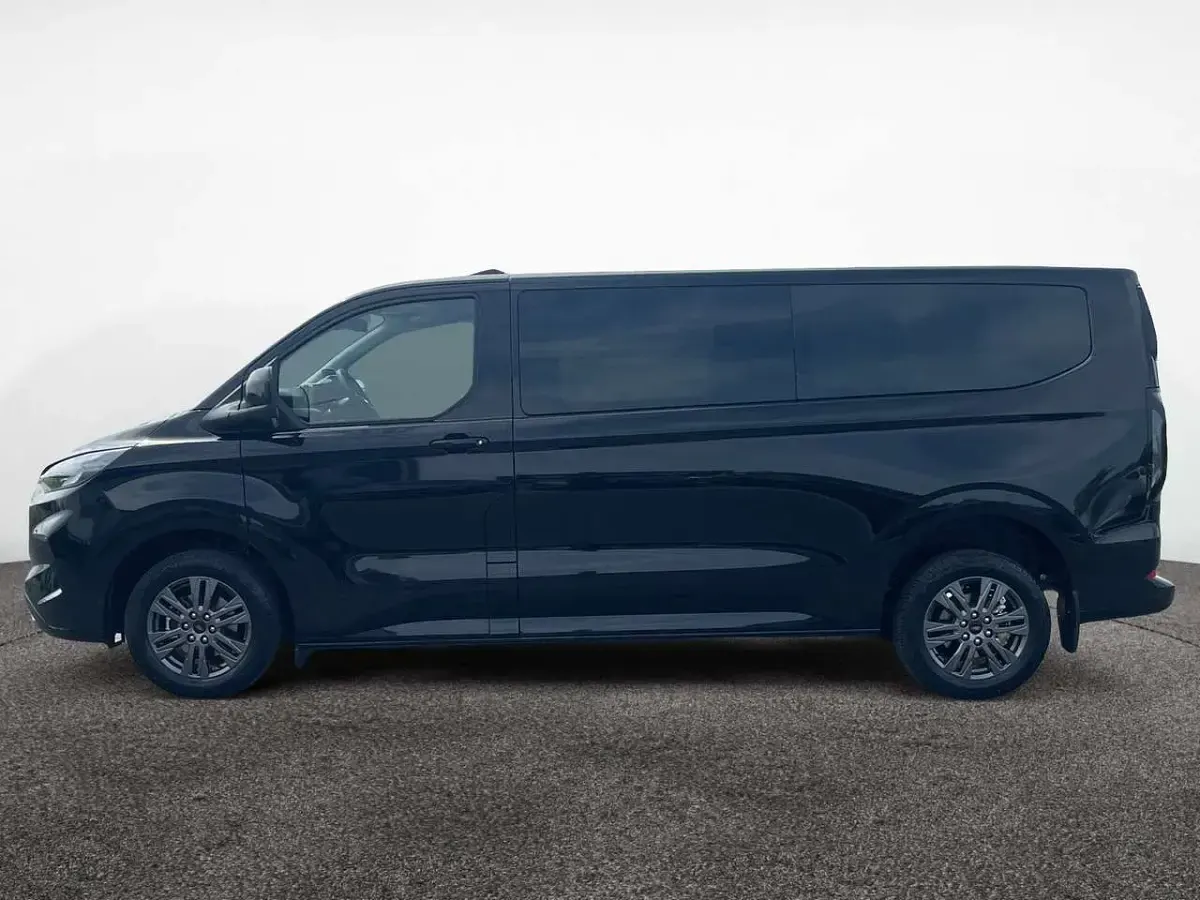 Neu Ford Tourneo Custom Titanium 170 PS (125 kW) 2026 Chrome blue Van