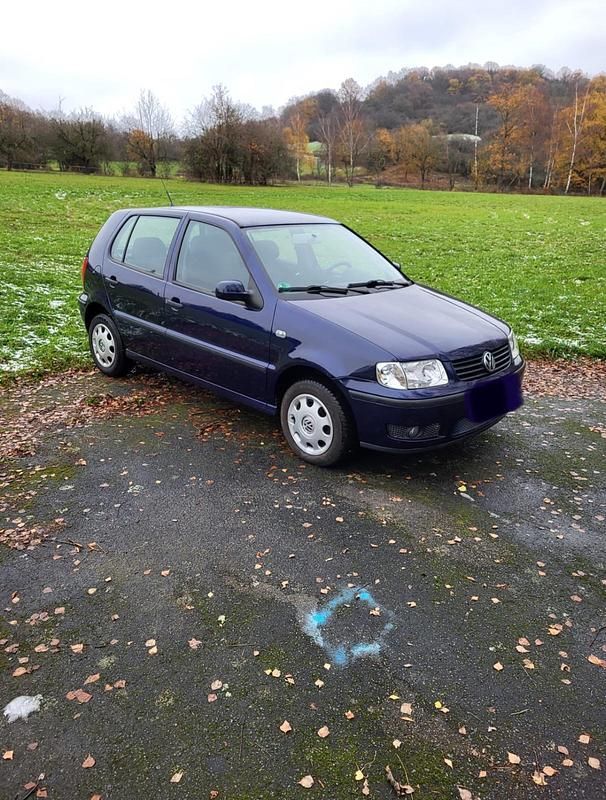 Blau Gebraucht 2001 VW Polo Kleinwagen | 2.400 € (Fairer Preis) - Bild 1/4