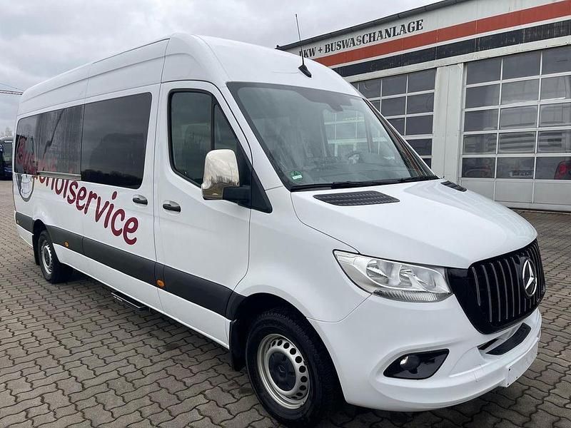 Weiß Gebraucht 2022 Mercedes Sprinter Van | 61.285 € - Bild 1/4