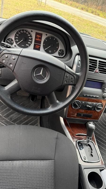 Gebraucht Mercedes B200 136 PS (100 kW) 2006 Grau Van / Kleinbus