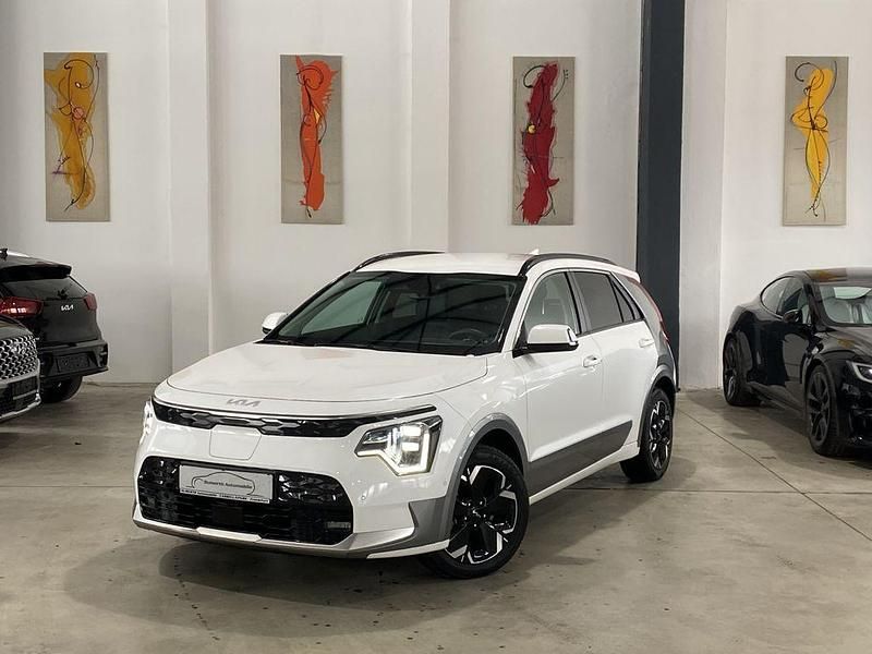 Gebraucht Kia e-Niro Inspiration 150 kW (204 PS) 2023 Weiß SUV