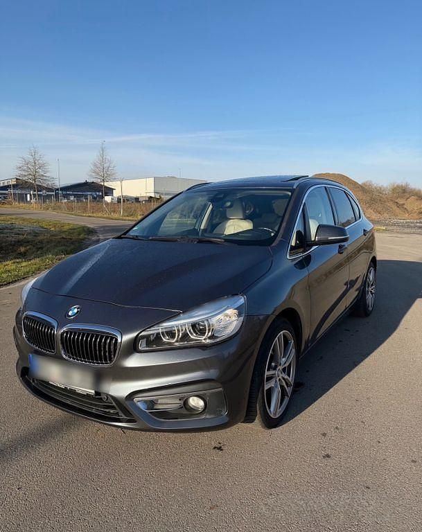 Gebraucht BMW 225 Active Tourer Luxury Line 231 PS (169 kW) 2015 Grau Van / Kleinbus