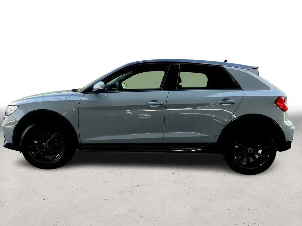 Gebraucht Audi A1 Sport 150 PS (110 kW) 2026 Grau SUV
