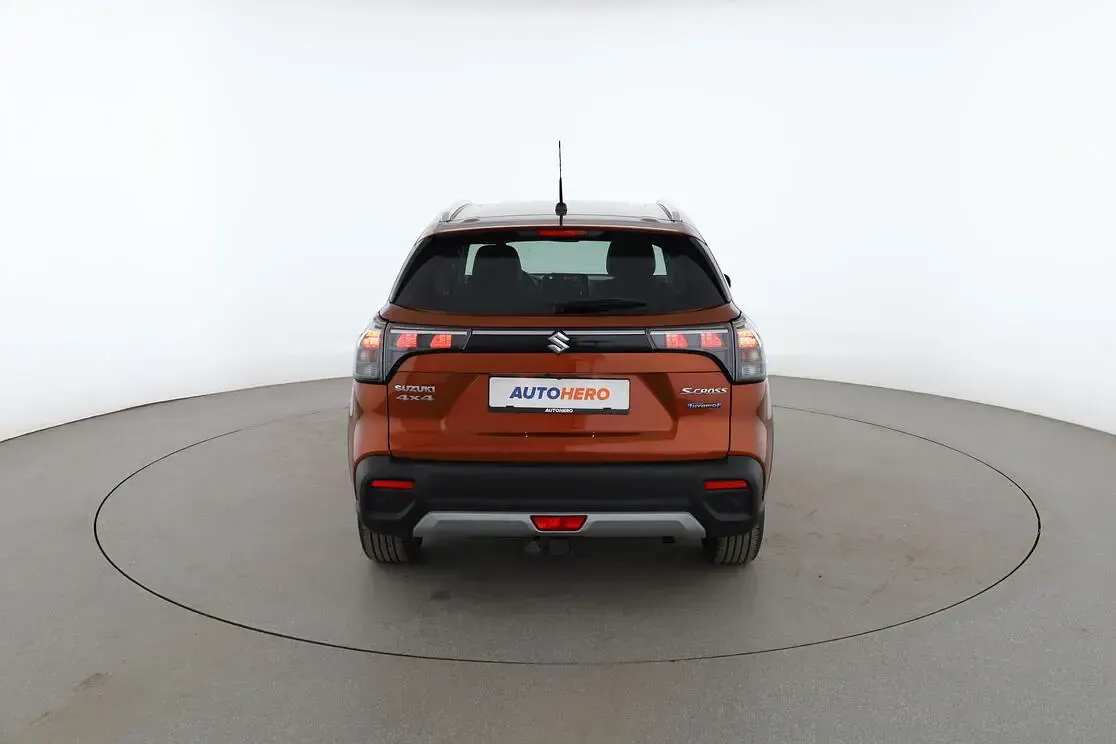 Gebraucht Suzuki SX4 S-Cross Comfort+ 2023 Braun SUV