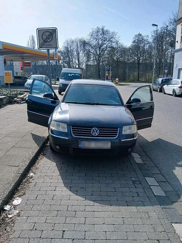 Gebraucht VW Passat 131 PS (96 kW) 2004 Grün Limousine