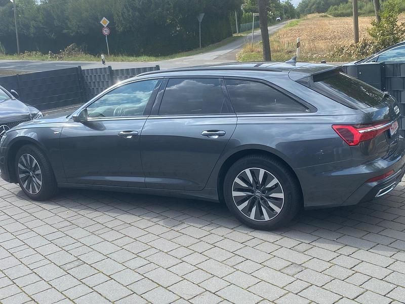 Grau Gebraucht 2020 Audi A6 S-Line Kombi | 27.000 € (Guter Preis) - Bild 1/4