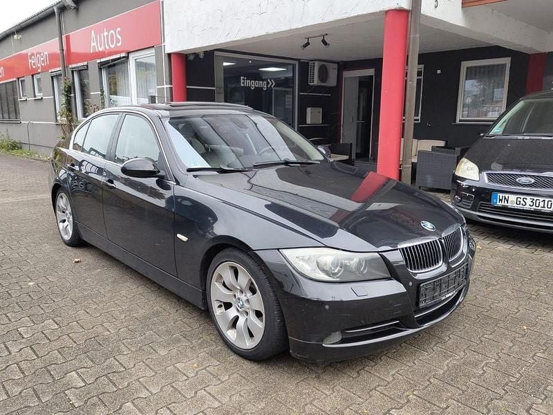 Schwarz Gebraucht 2006 BMW 330 M Sport Limousine | 2.900 € (Superpreis) - Bild 1/4