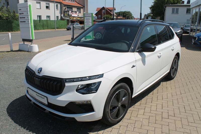 Weiß Neu 2025 Skoda Kamiq Monte Carlo SUV | 27.990 € (Fairer Preis) - Bild 1/4