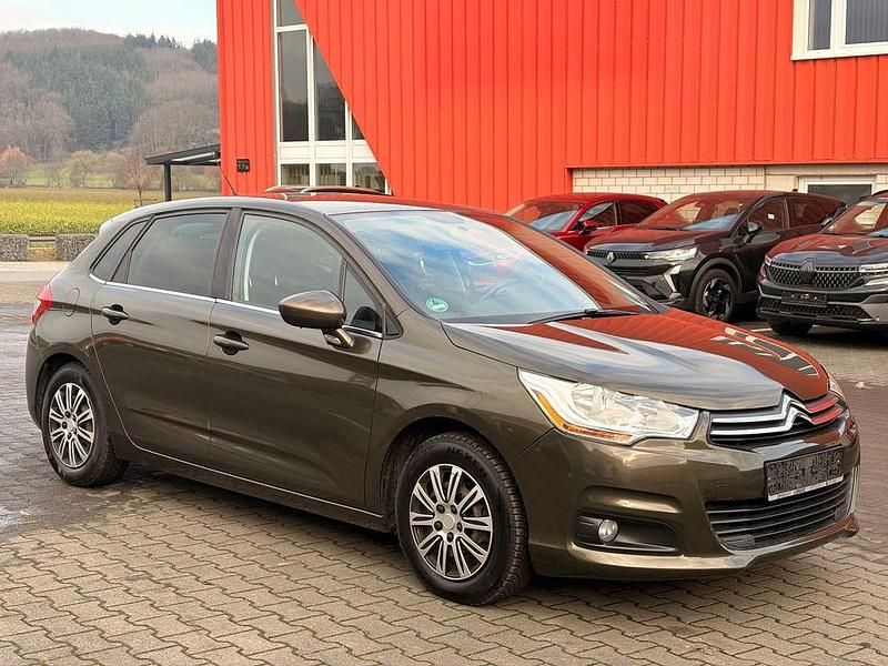 Gebraucht Citroën C4 120 PS (88 kW) 2010 Braun Kleinwagen