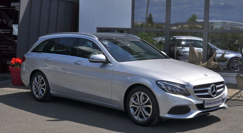 Silber Gebraucht 2018 Mercedes C220 Avantgarde Kombi | 16.900 € (Fairer Preis) - Bild 1/4