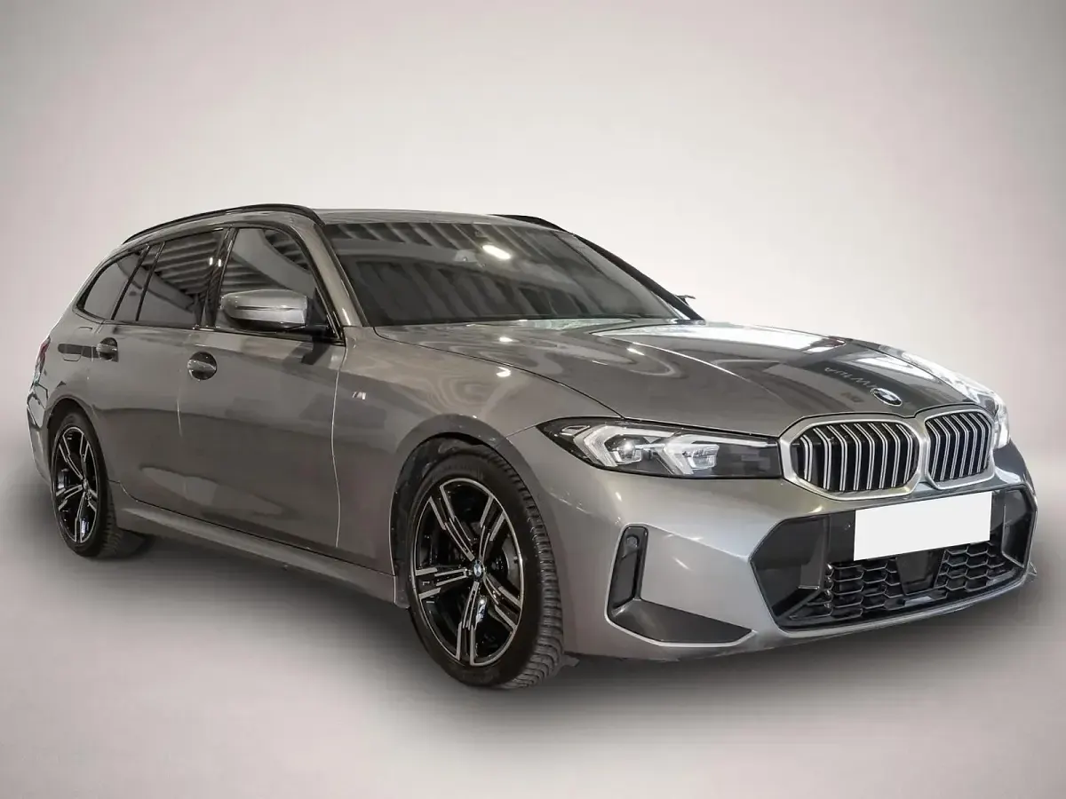 Gebraucht BMW 320 M Sport 190 PS (139 kW) 2025 Manufacturer Kombi