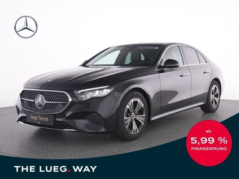 Metalliclack obsidianschwarz Gebraucht 2024 Mercedes E220 Avantgarde Limousine | 49.685 € (Guter Preis) - Bild 1/4