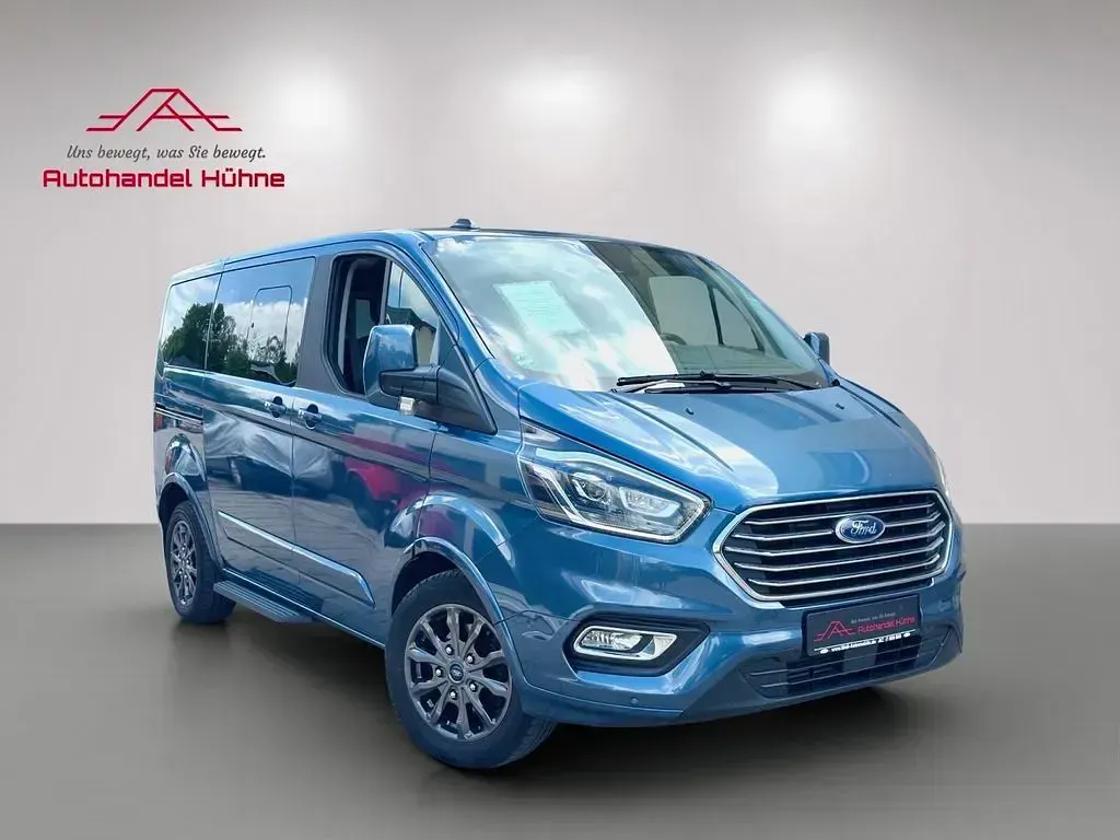Gebraucht Ford Tourneo Titanium 185 PS (136 kW) 2020 Blau Van / Kleinbus